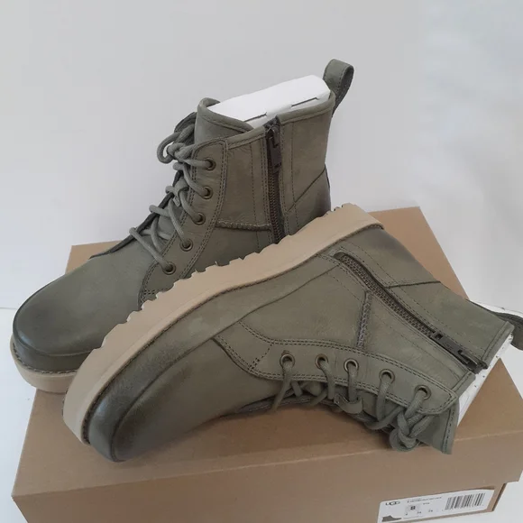 UGG Deconstructed Lace Boots Sz 8 - Picture 4 of 8